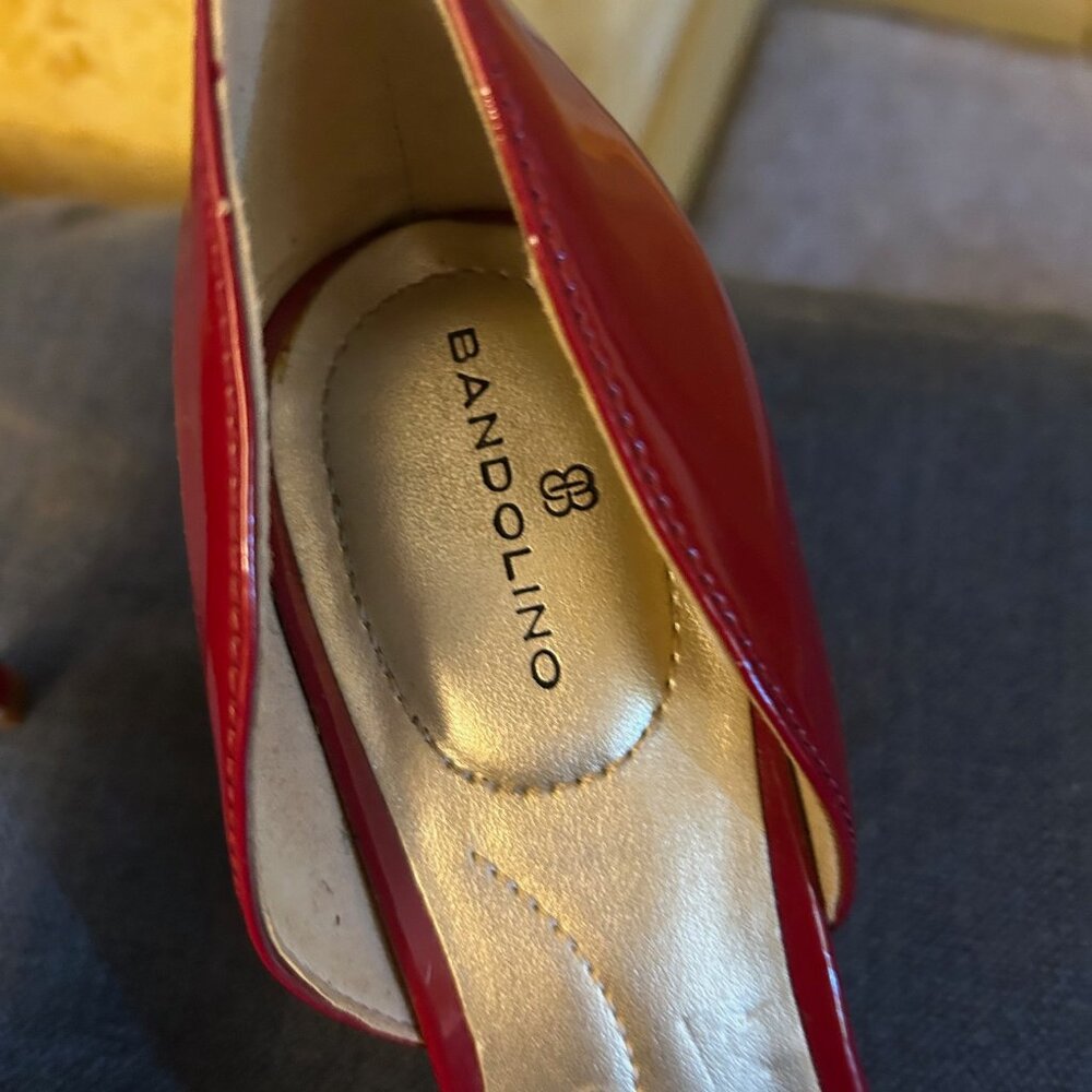 Bandolino  Red patent  peep toe pumps - Picture 2 of 6